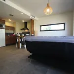 Romantic Loft Apartment Salas de Pallas