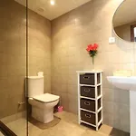 Romantic Loft Apartment Salas de Pallas