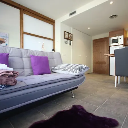 Romantic Loft Apartment Salas de Pallas